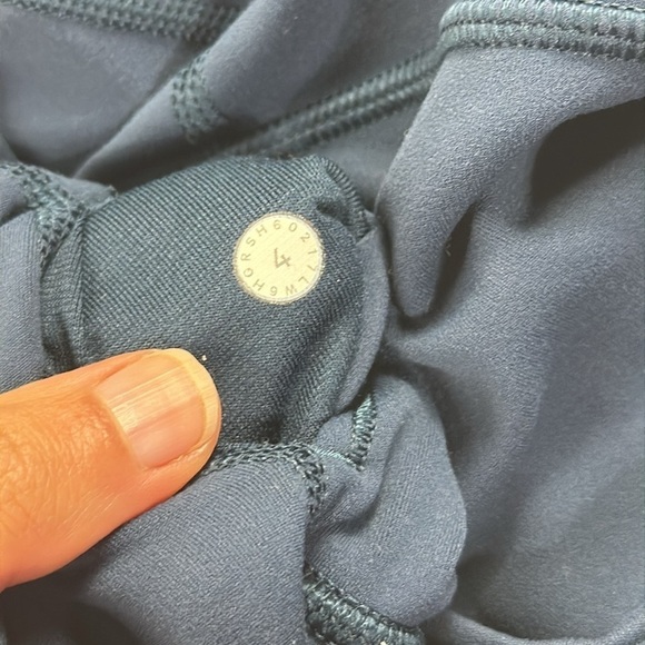 Lululemon Align Crop (19") - Picture 6 of 6